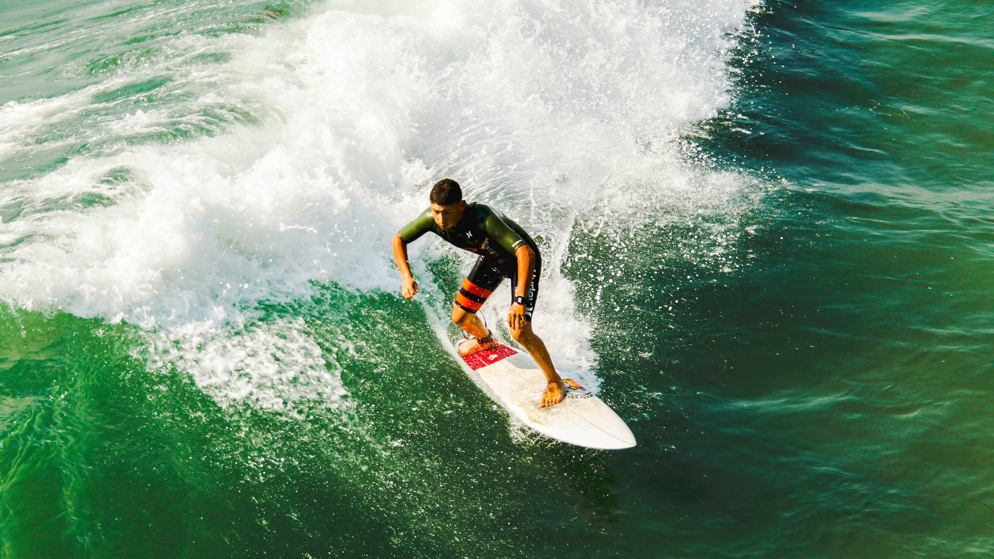 世界游泳锦标赛中国队连续夺牌，表现亮眼，世界游泳锦标赛主办方
