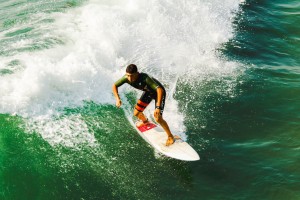 开云综合服务-世界游泳锦标赛中国队连续夺牌，表现亮眼，世界游泳锦标赛主办方